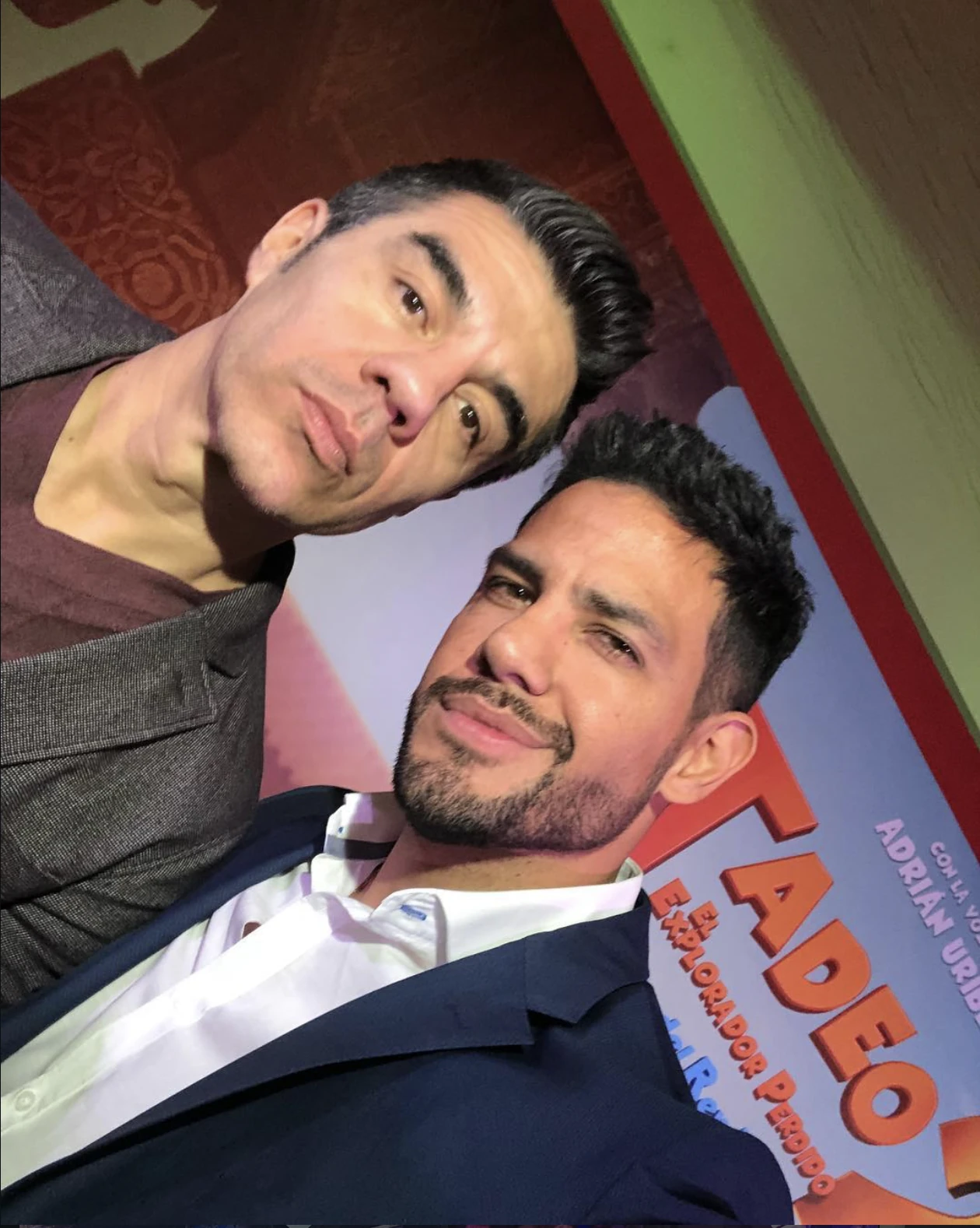 Rodolfo comparte una selfie con un asistente.